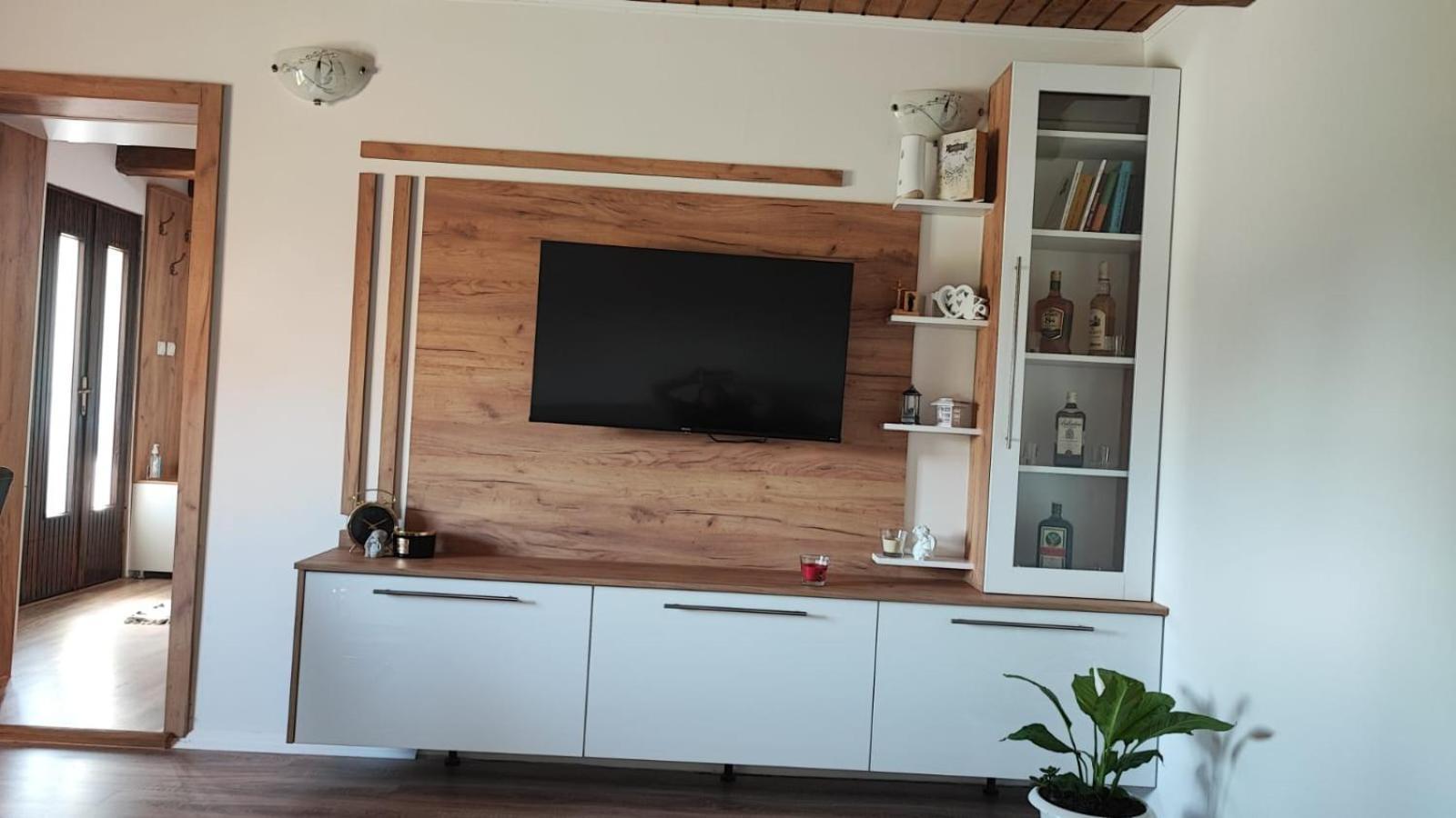 Villa Kuca Za Odmor Jopi I Mare à Topusko Extérieur photo