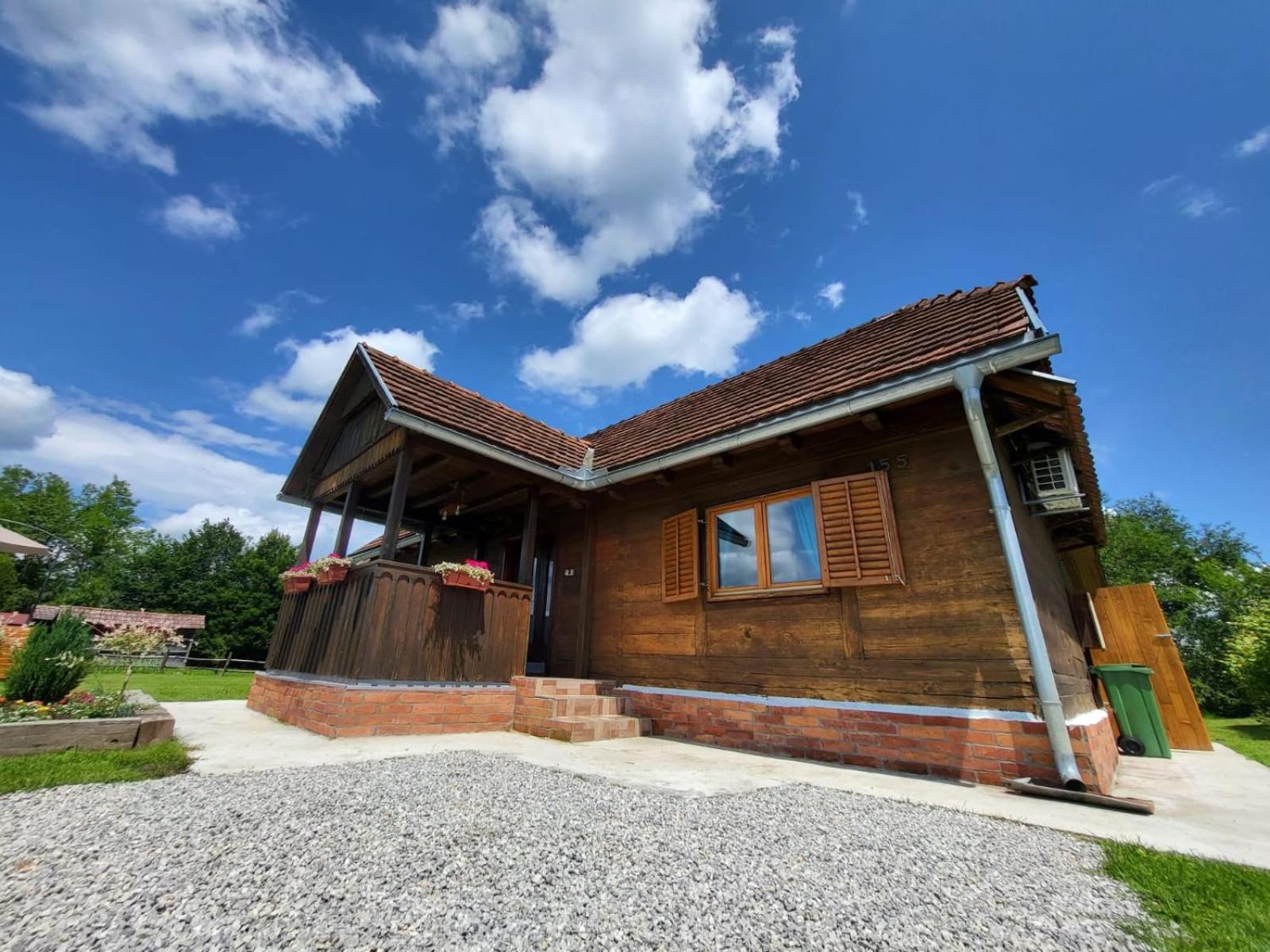 Villa Kuca Za Odmor Jopi I Mare à Topusko Extérieur photo